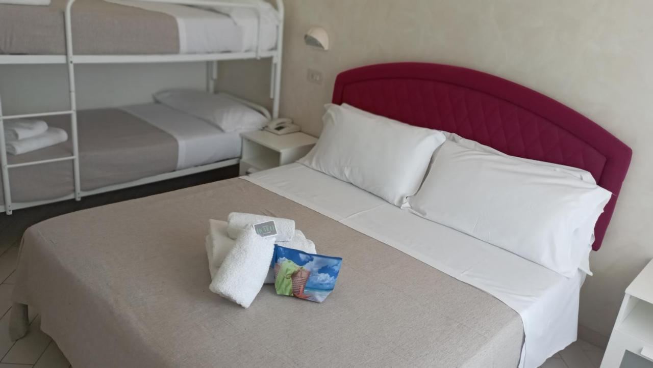 Hotel Raul Riccione Exterior photo