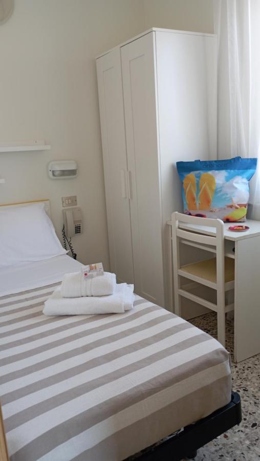 Hotel Raul Riccione Exterior photo