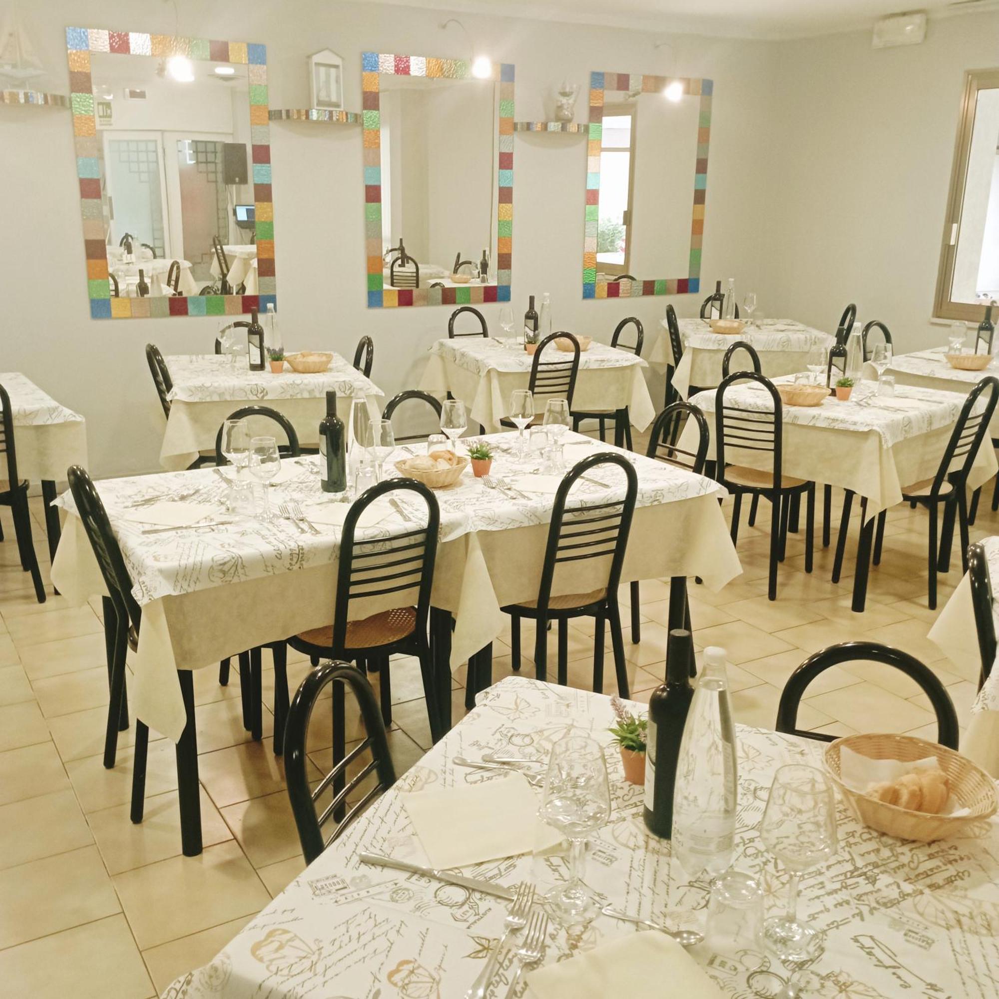 Hotel Raul Riccione Exterior photo